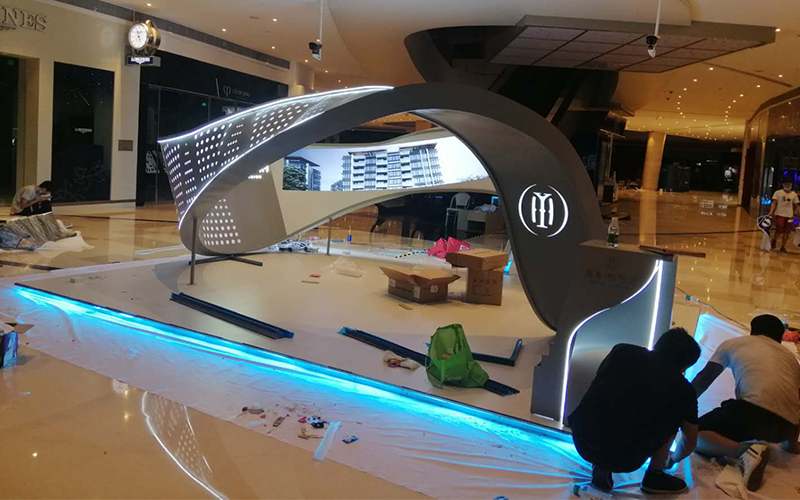 深圳 越秀和樾府 曲面屏(图3)